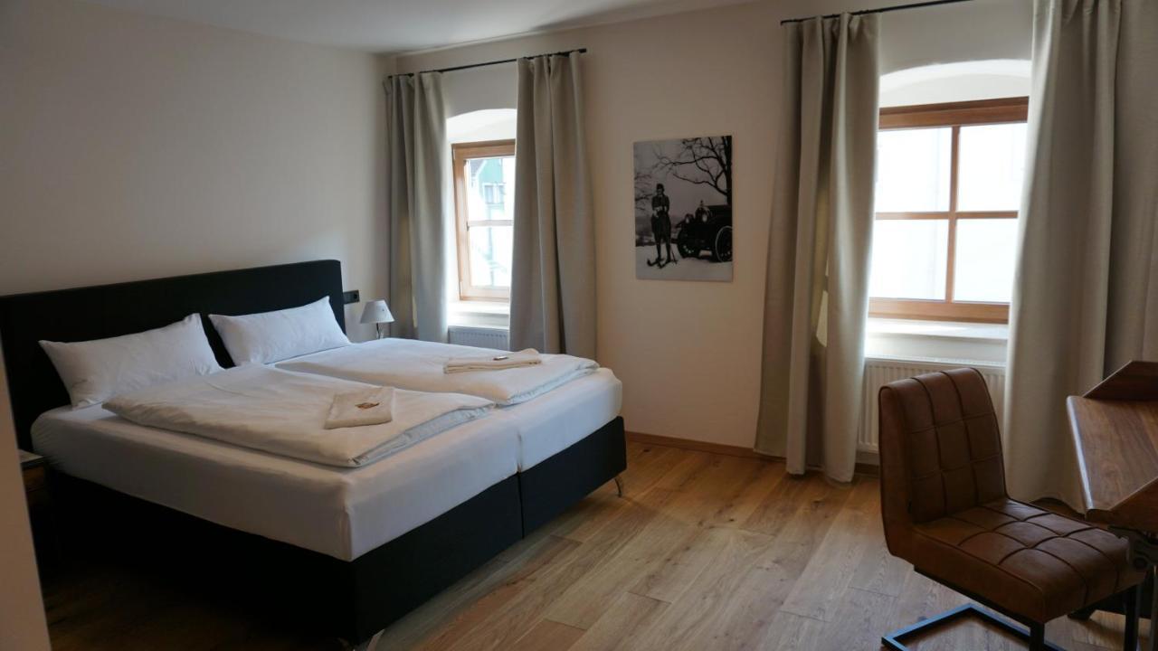 Hotelgasthof Kirchenwirt Schierling المظهر الخارجي الصورة