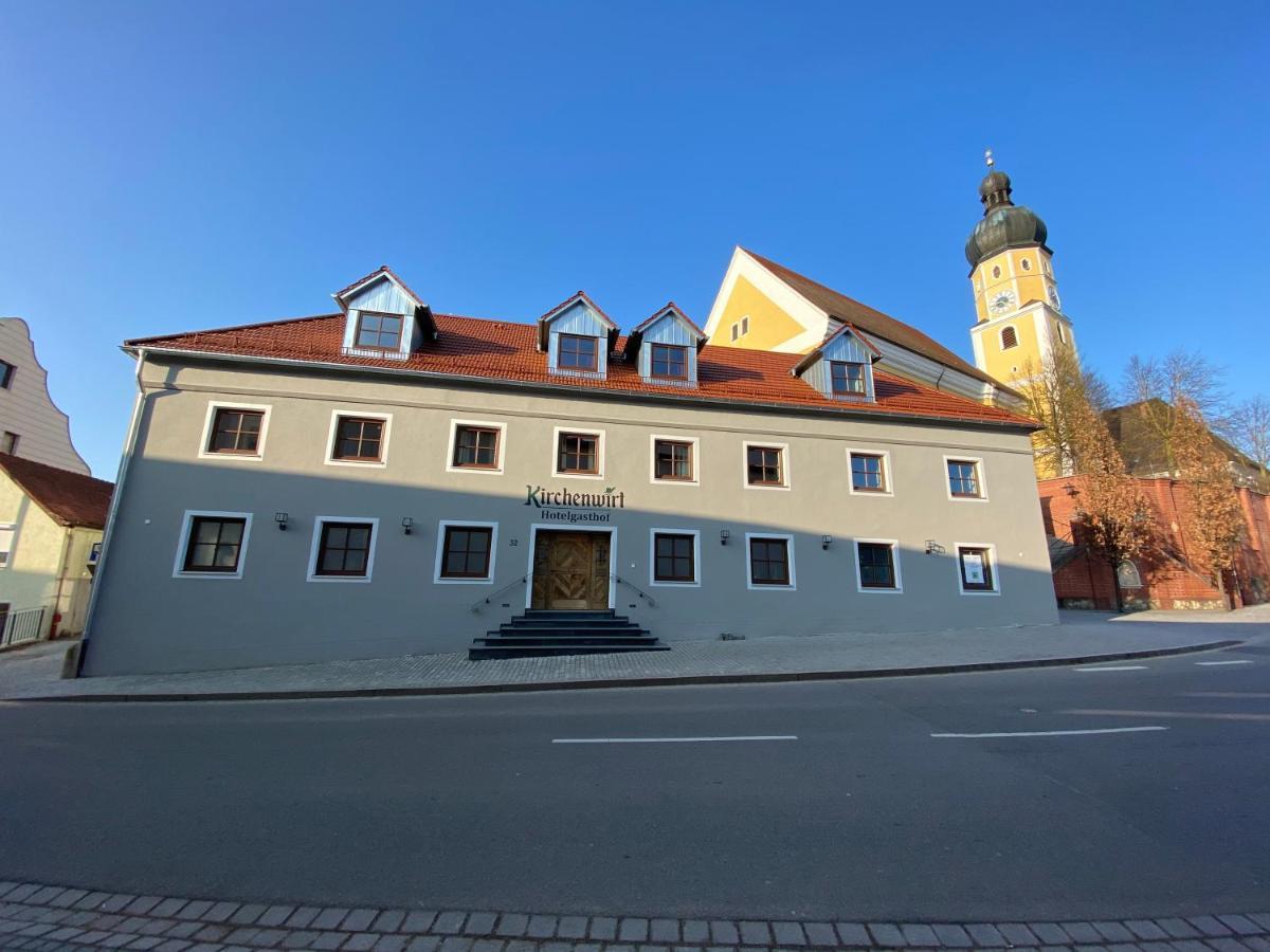 Hotelgasthof Kirchenwirt Schierling المظهر الخارجي الصورة